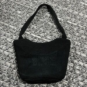 Vintage Black Zipper Purse